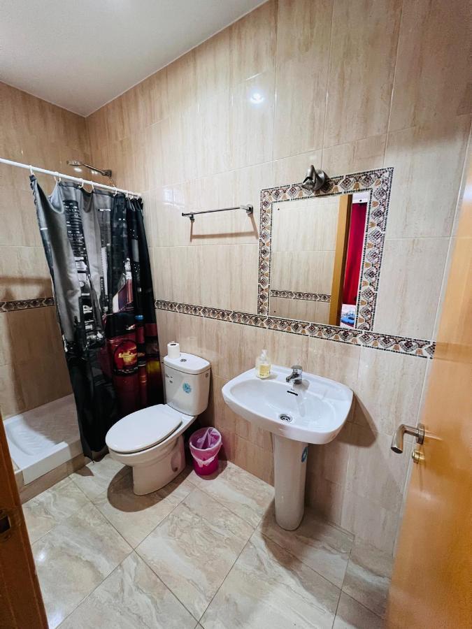 Hostal Numancia Madrid Bagian luar foto